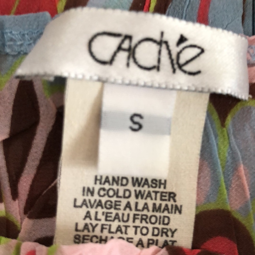 Cache Blouse - Picture 5 of 8